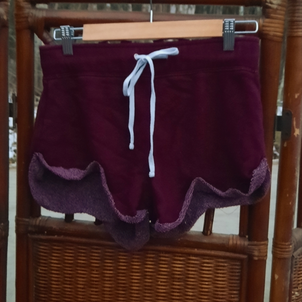 🍀3/15 Forever 21 Maroon Mini Sweat Shorts